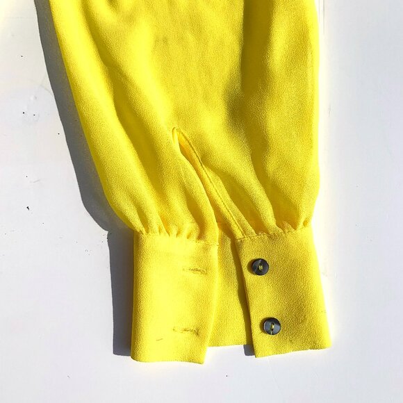 Women’s 1. STATE Yellow Long Sleeve V-Neck Blouse, Smocked Waist, Size M - Picture 7 of 8